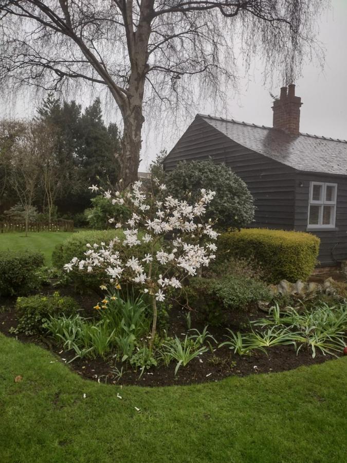 Thompsons Cottage Бевърли Екстериор снимка