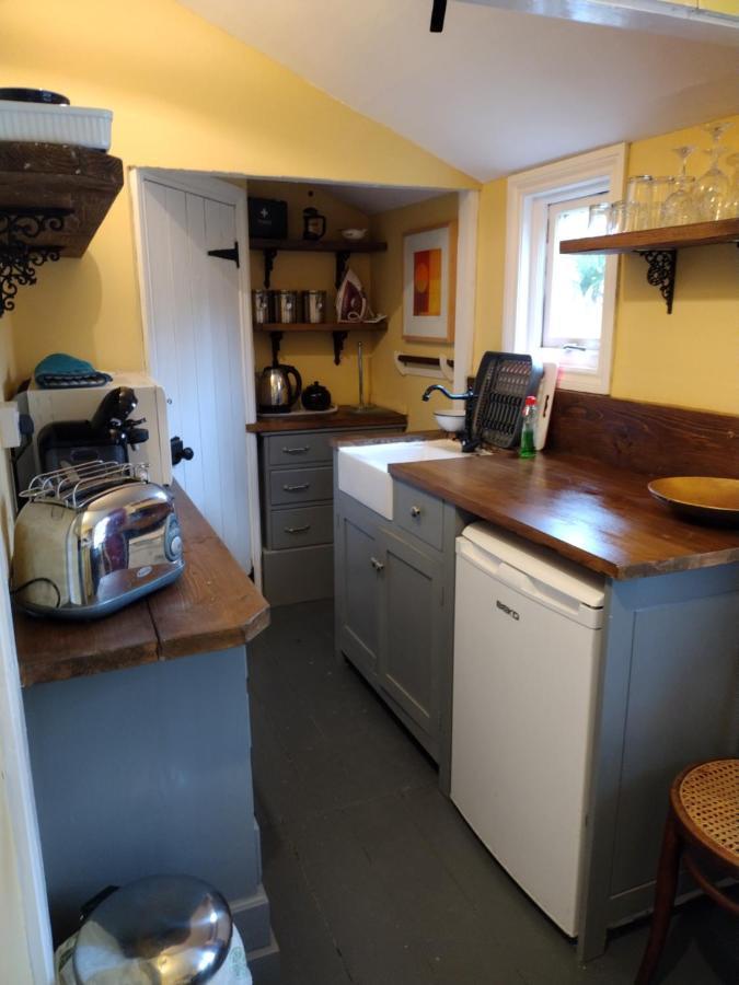 Thompsons Cottage Бевърли Екстериор снимка